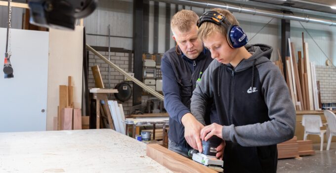 arjan-van-het-bedrijfsleven-naar-het-onderwijs